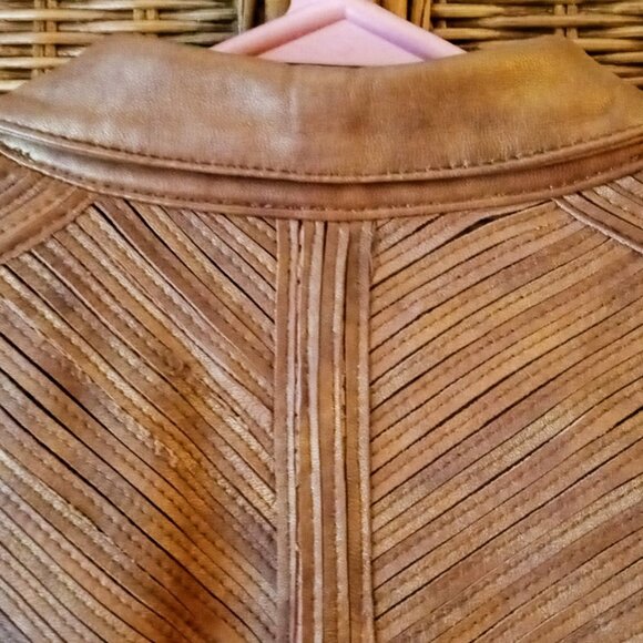 NEWPORT NEWS Vintage WOMEN’S LEATHER JACKET BROWN Shimmer VERY NICE & Stretchy! - Picture 6 of 16